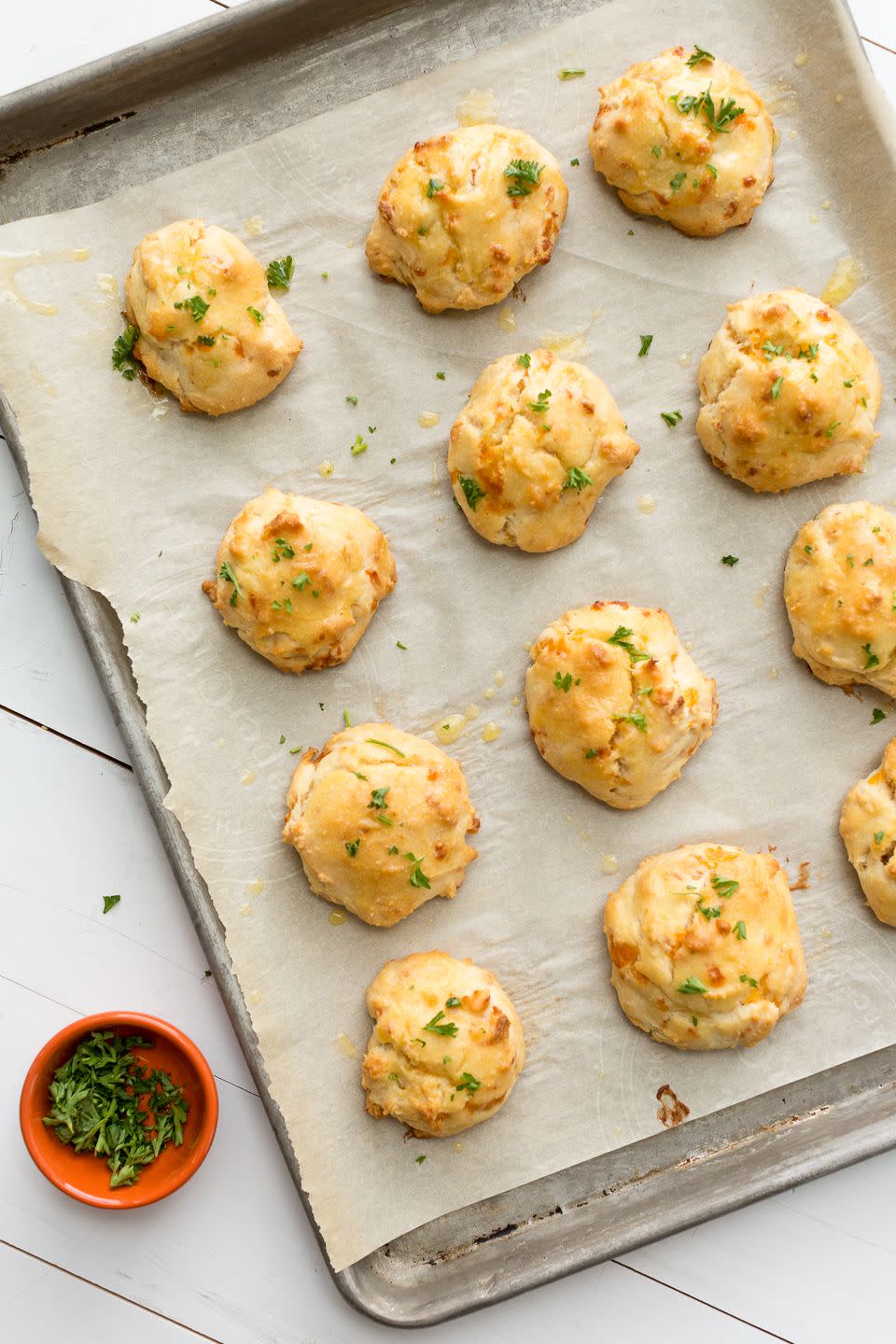 Copycat Red Lobster Cheddar Bay Biscuits