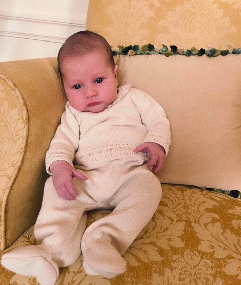 <p>Samantha Faiers may have welcomed her second child – a daughter – with partner Paul Knightley at the start of November, but it has taken until now for the couple to decide on a name. <br>Taking to Instagram, the Mummy Diaries star shared a sweet snap of her newborn dressed in a cute babygro, which she captioned simply: ‘Rosie Knightley’ alongside a flower emoji. <em>[Photo: Instagram/samanthafaiers]</em> </p>