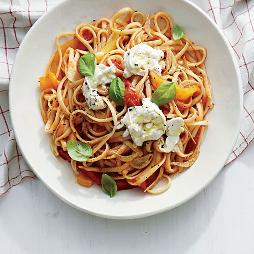 Linguine with Sweet Pepper Sauce