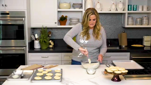 trisha yearwood offer cookware｜TikTok Search