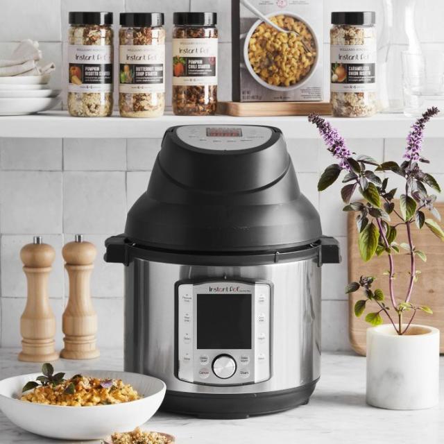 The Instant Pot Cookbook by Williams Sonoma Test Kitchen