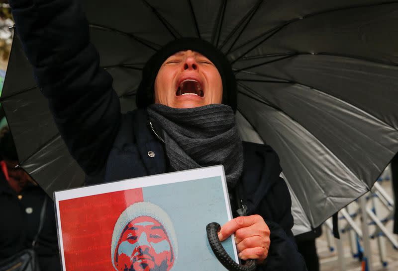 Members of the Iranian community living in Turkey attend a protest in support of Iranian women in Istanbul