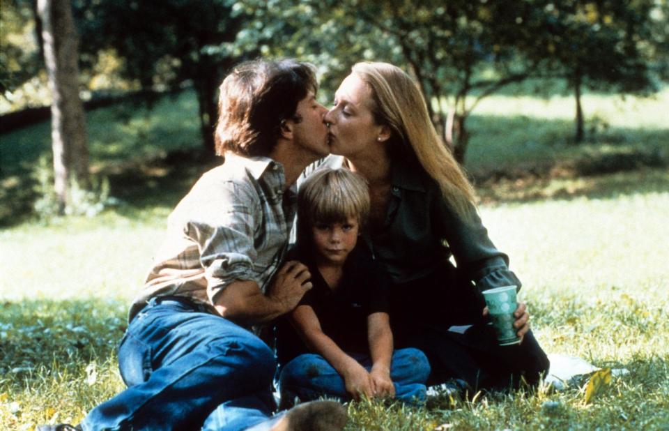 PHOTO: Dustin Hoffman and Meryl Streep in 'Kramer Vs. Kramer', 1979.  (Columbia Pictures/Getty Images)