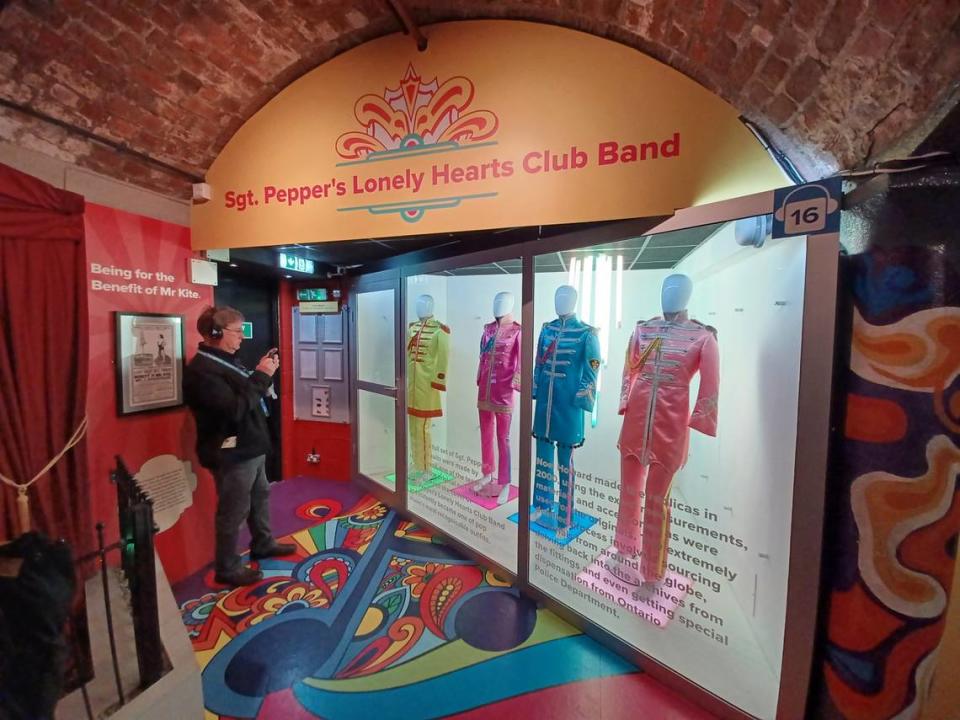 Experiencia auditiva inmersiva de 'Sgt Pepper's Lonely Hearts Club Band' en Liverpool.
