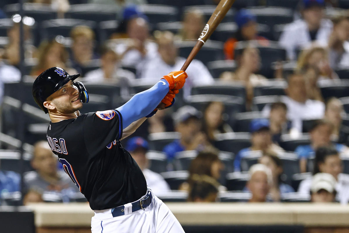 New York Mets' Pete Alonso Continues to Join Team History with Home Run  Power - Fastball