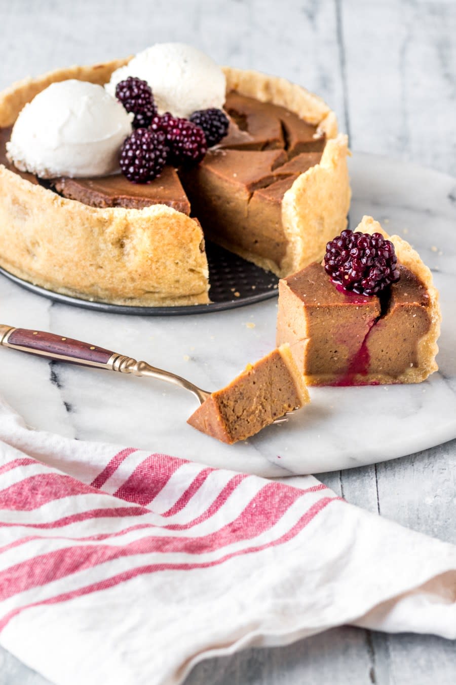 <a href="http://myvibrantkitchen.com/vegan-pumpkin-pie/" rel="nofollow noopener" target="_blank" data-ylk="slk:Pumpkin Pie Topped With Vegan Vanilla Ice Cream and Blackberries;elm:context_link;itc:0;sec:content-canvas" class="link ">Pumpkin Pie Topped With Vegan Vanilla Ice Cream and Blackberries</a> by My Vibrant Kitchen. (Photo: My Vibrant Kitchen)