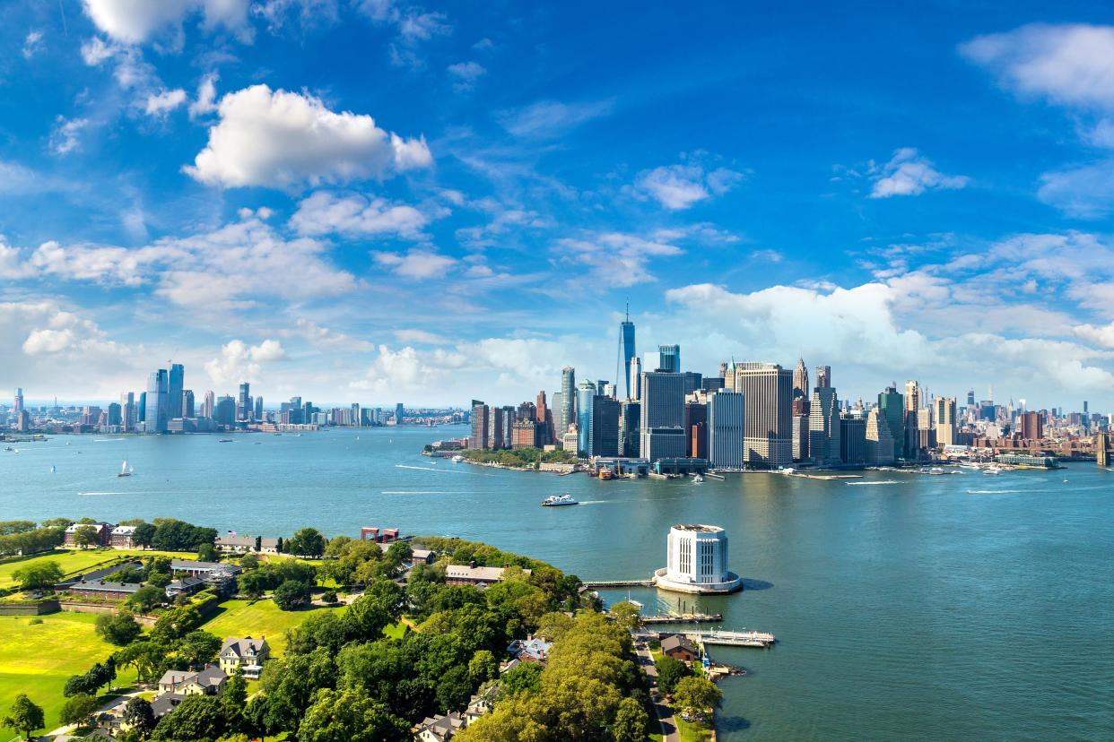 Panoramic aerial view of Manhattan in New York City, NY, USA