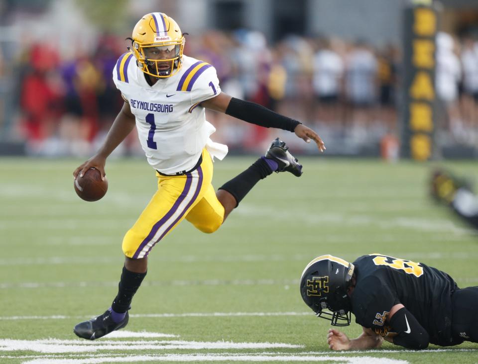 Quarterback Dijon Jennings and Reynoldsburg are hoping to make a run in Division I, Region 3.