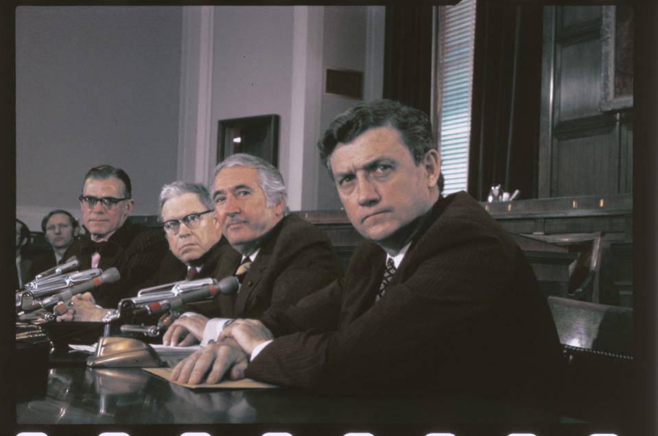 Special counsel John Doar of the House Judiciary Committee said the White House had submitted insufficient impeachment evidence and the committee should issue another subpoena for more. Her during press conference on the eve of Committee hearings into whether there are grounds to impeach President Nixon, are left to right: Albert Jenner, minority counsel; Rep. Edward Hutchinson (R-Mich.) Rep. Peter Rodino (D-N.J.), chairman; and Doar.