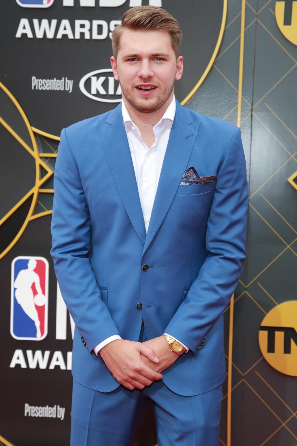 <h1 class="title">2019 NBA Awards - Arrivals</h1><cite class="credit">Rich Fury</cite>