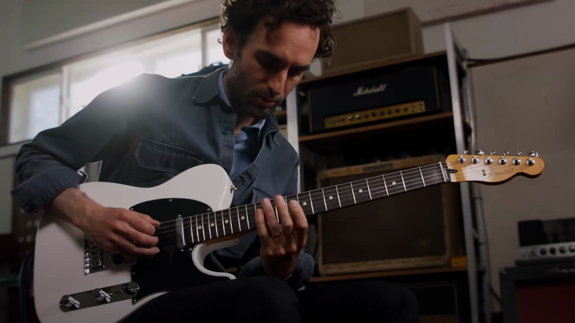  Julian Lage demoing the new Player II Telecaster. 