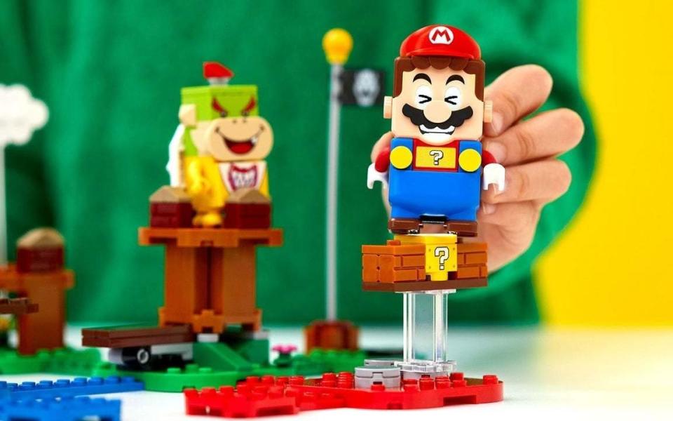 Lego Super Mario