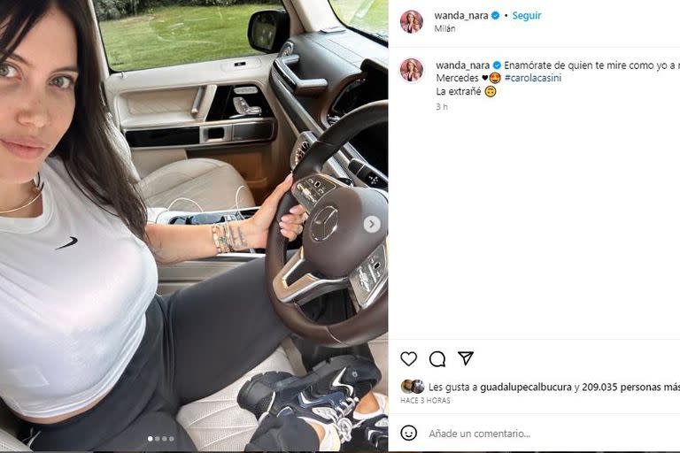 La publicación de Wanda Nara en su Mercedes Benz