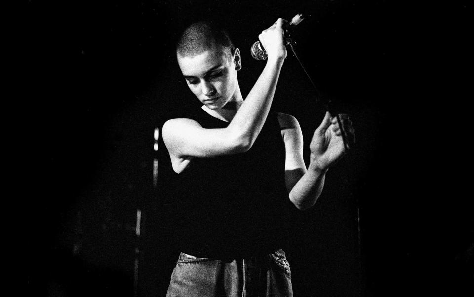 Sinéad O’Connor performs at Paradiso, Amsterdam, Netherlands, 16 March 1988 - Paul Bergen