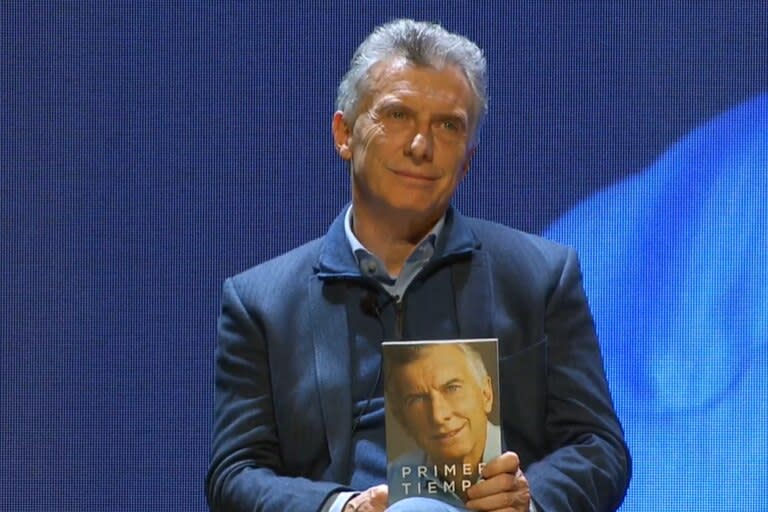 Mauricio Macri, con su libro: señal de que imagina un "segundo tiempo" en el poder