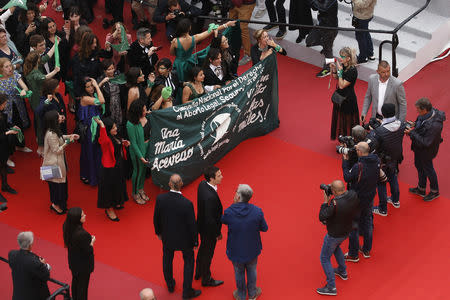 72nd Cannes Film Festival - Screening of the documentary film "Que Sea Ley" (Let it be law) presented as part of special screenings - Cannes, France, May 18, 2019. Protesters demonstrate against the rejection of the law legalizing abortion in Argentina. REUTERS/Stephane Mahe