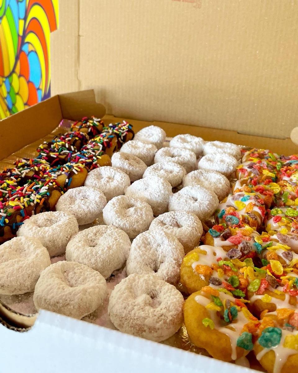 The Groovy Gus Donut Bus, based in Bowling Green, offers miniature doughnuts.