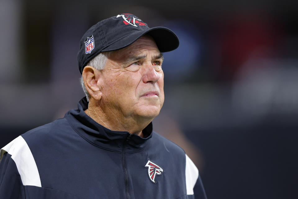 ATLANTA, GA - SEPTEMBER 11: Defensive Coordinator Dean Pees of the Atlanta Falcons looks on prior to the game against the New Orleans Saints at Mercedes-Benz Stadium on September 11, 2022 in Atlanta, Georgia. (Photo by Todd Kirkland/Getty Images)