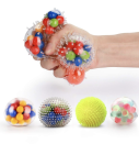 <p>Le Fansteck Sqiushy Balls sono palle anti stress vendute in set da 4 che alleviano l’ansia grazie alla gomma sensoriale e al silicone plasmabile. Prezzo: 15,99 euro su amazon.it </p>