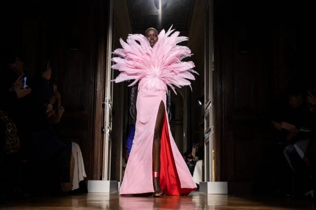 A look from the Valentino Spring 2020 Couture collection.