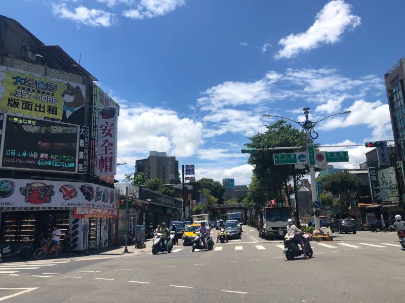 ▲自住客和置產客進入，桃園火車站周邊房市價量齊揚。（圖／NOWnews資料照片）