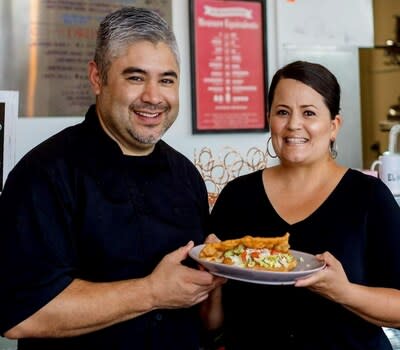 Impacto Grantee: Joshua and Fabby Archuleta, El Roi Cafe,
Albuquerque, New Mexico