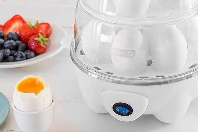 Dash Rapid Egg Cooker 3D model