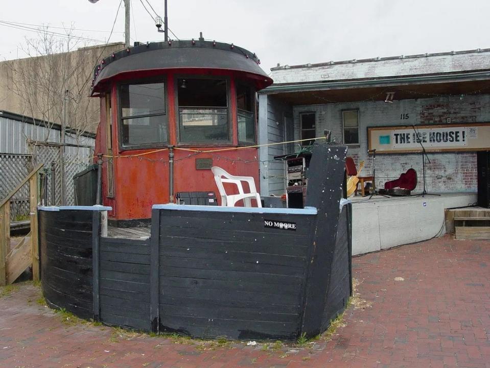 The tugboat bar at the old Wilmington Ice House, since demolished, was featured in locally shot show "Dawson's Creek."