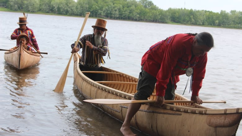 Wolastoqyik people hold river 'reclaiming' ceremony