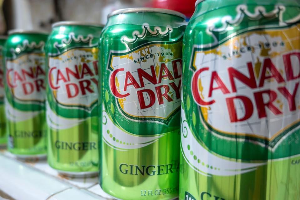 Most major ginger ale brands don’t contain actual ginger, experts warn. Mdv Edwards – stock.adobe.com