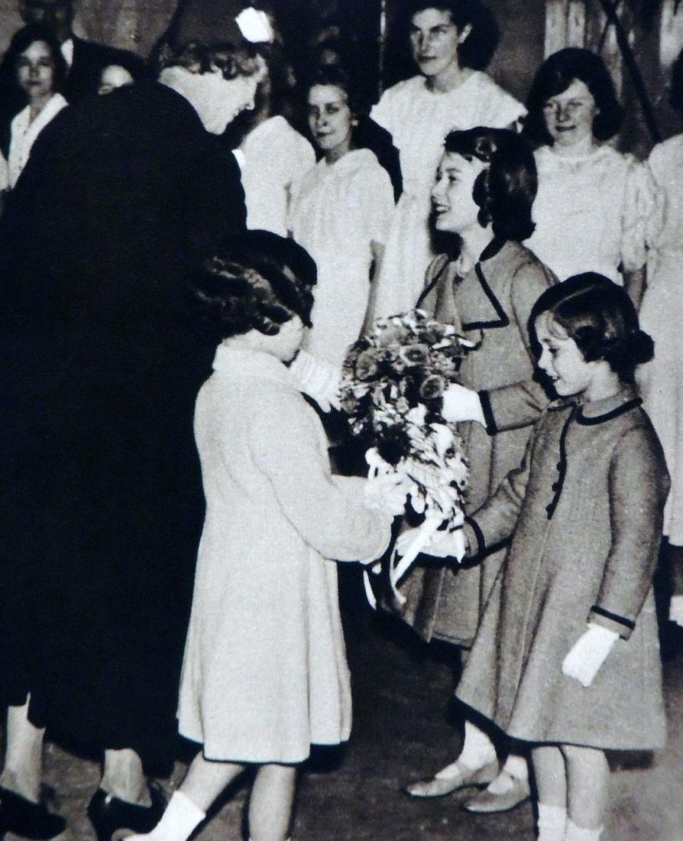 elizabeth ii pictured with her sister princess margaret