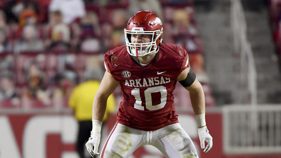 Arkansas linebacker Bumper Pool returns after an All-SEC season in 2021. (AP Photo/Michael Woods)