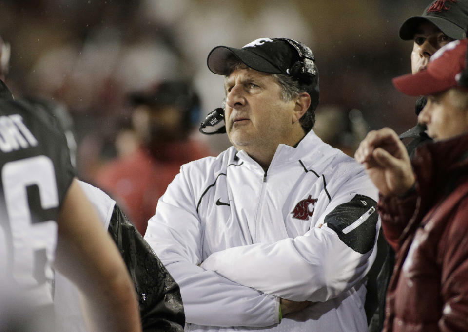 With a win over Michigan State in the Holiday Bowl, Washington State can reach 10 wins in a season for the first time under Mike Leach. (AP Photo/Young Kwak, File)