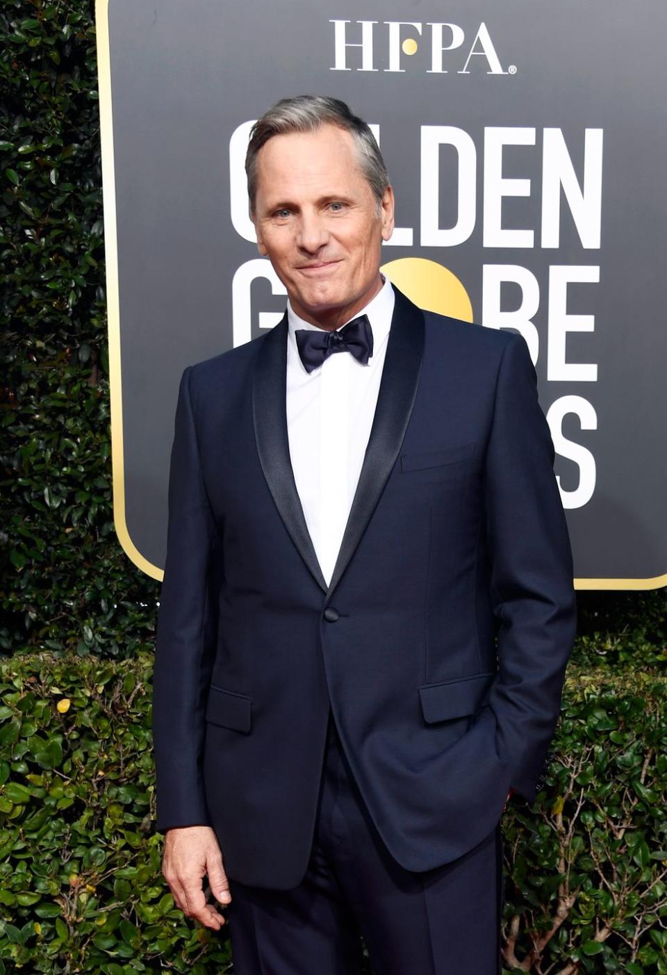 <p>At the 76th Golden Globes, Mortensen looked suave and sophisticated with his graying hair. </p>