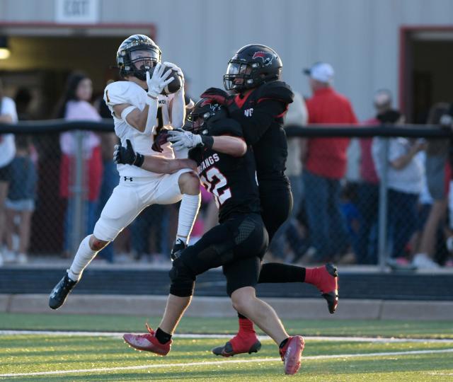 Lubbock Christian's Welker Horn tosses 6 TDs to lead Week 6 football top  performers