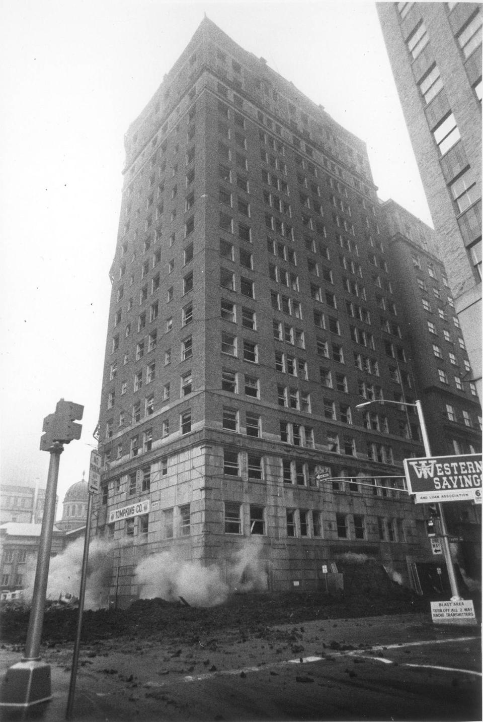 Oct. 29, 1972: Demolition of Worth Hotel, 7th and Taylor streets, Fort Worth