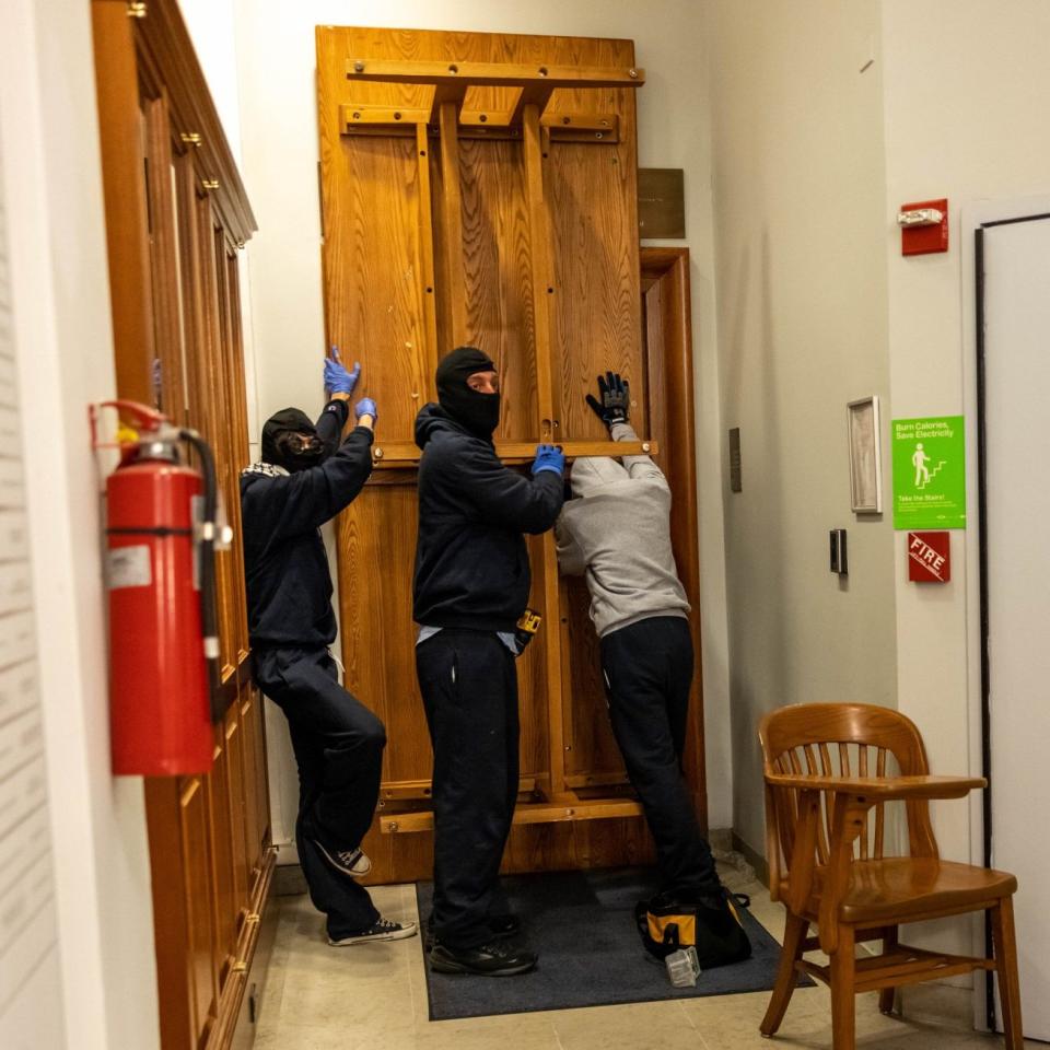 Demonstrators barricade themselves inside Hamilton Hall