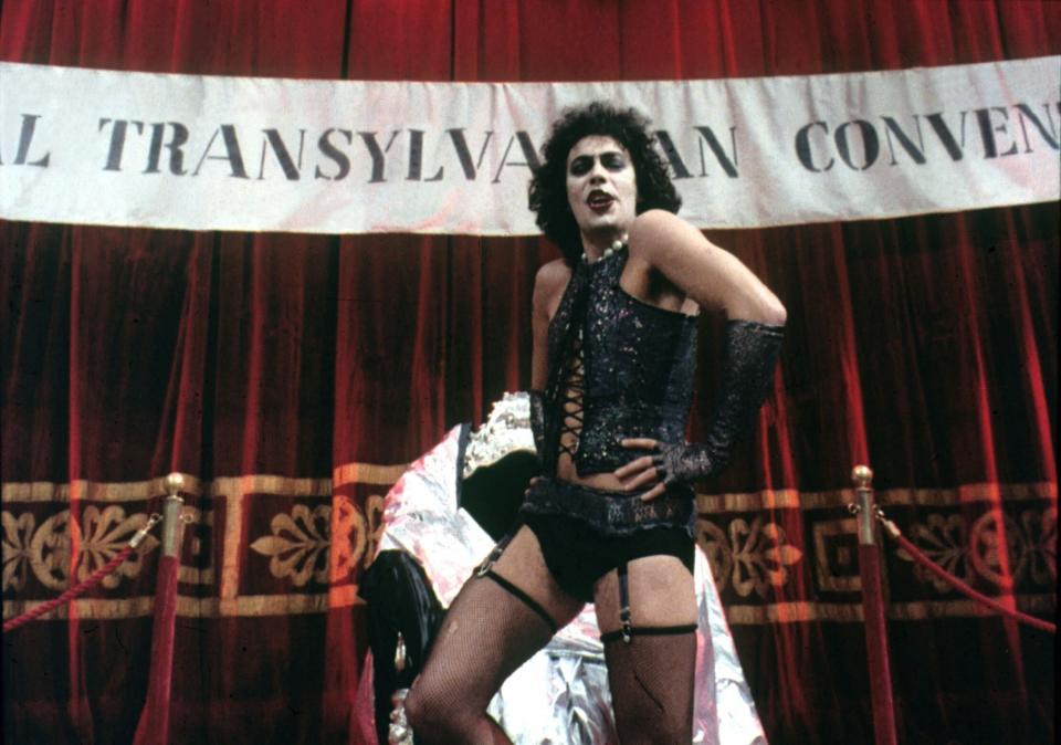 tim curry dancing in lingerie and white face paint as dr frank 'n furter