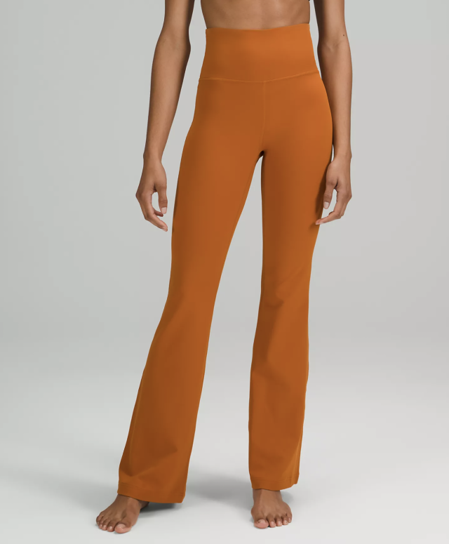 lululemon - Groove Nulu Flares on Designer Wardrobe