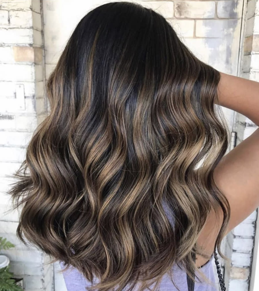 23 Stunning Examples of Summer Hair Highlights To Swoon Over