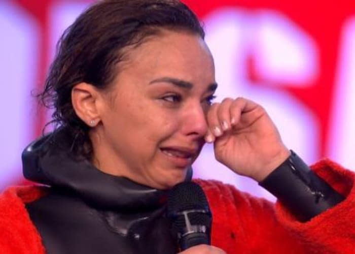 Chenoa muy emocionada tras la prueba de la apnea