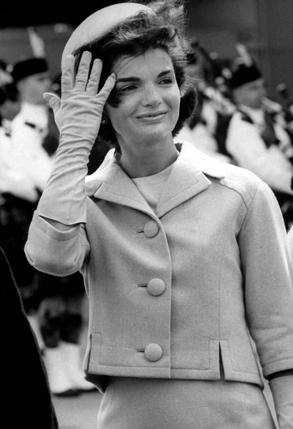 8 Beauty Lessons We Learned From Jackie Kennedy