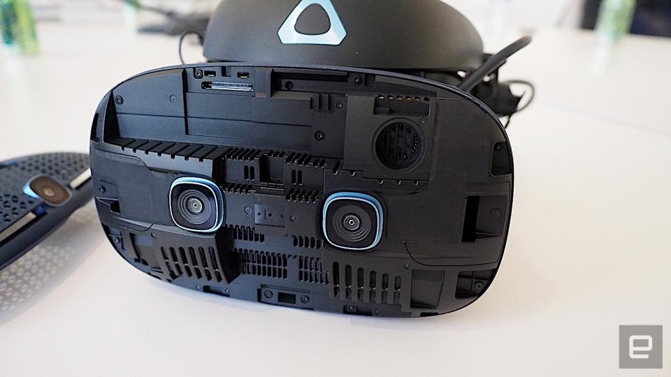 HTC Vive Cosmos