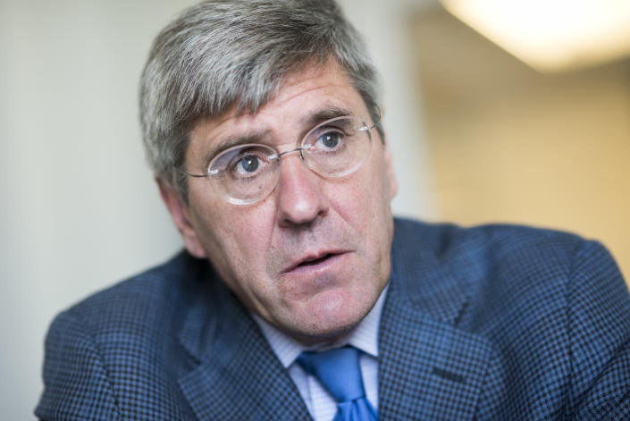 President Donald Trump tweeted on Friday that he will nominate Stephen Moore to serve on the Federal Reserve's Board of Governors. (Photo: Tom Williams via Getty Images)
