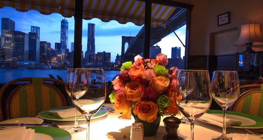 restaurant, glass, room, meal, wine glass, table, flower, flower arranging, interior design, stemware,