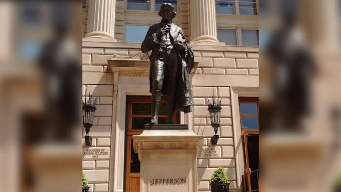 Statue of Thomas Jefferson