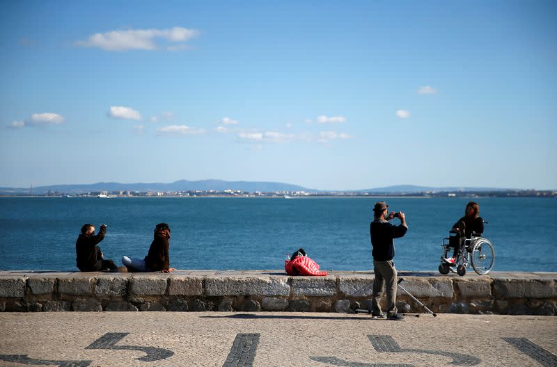 Outbreak of the coronavirus disease (COVID-19) in Lisbon