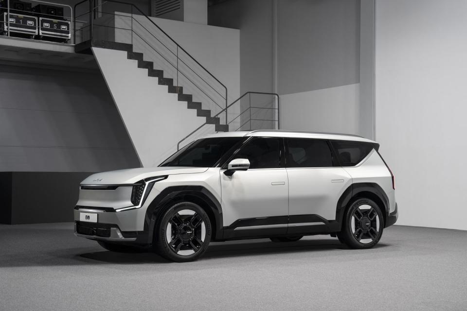 <p>Kia designers describe the EV9's exterior as "refined boxiness," a mix of sharp edges, such as the triangle feature that juts out from the rear doors, along with smoother surfaces.</p>