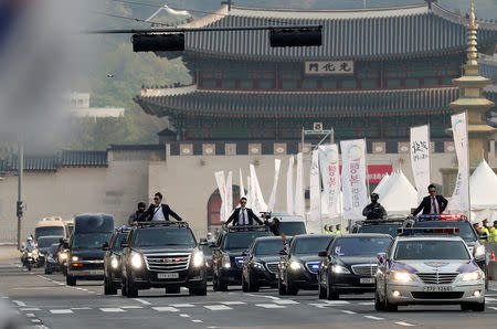 A convoy transporting South Korean President Moon Jae-in leaves the Presidential Blue House for the inter-Korean summit in Seoul, South Korea, April 27, 2018. REUTERS/Jorge Silva