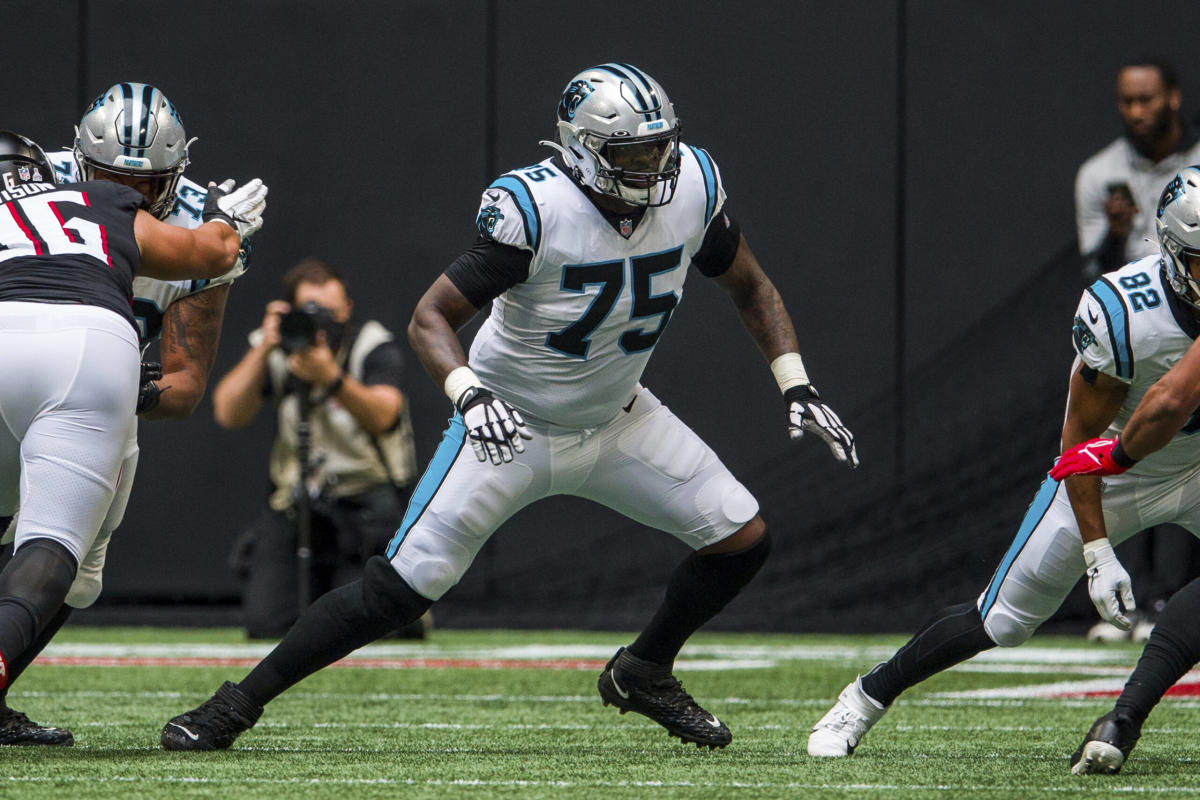 Panthers place LT Cameron Erving, C Matt Paradis on IR